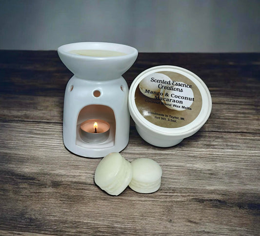 Mango & Coconut Macaron